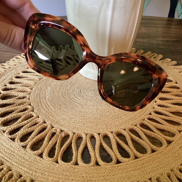 Ryan Simkhai Tortoise Shell Cat Eye Polarized Sunglasses - Picture 3 of 8